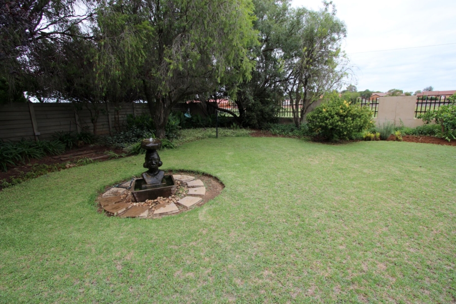 3 Bedroom Property for Sale in Riebeeckstad Free State